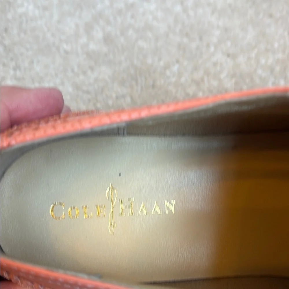 🕊️ Cole Haan Orange patent leather Oxford